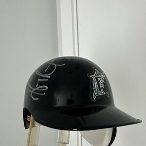 Florida Marlins Autographed Mini Helmet Jorge Cantu Hanley Ramirez Cody Ross ‘09